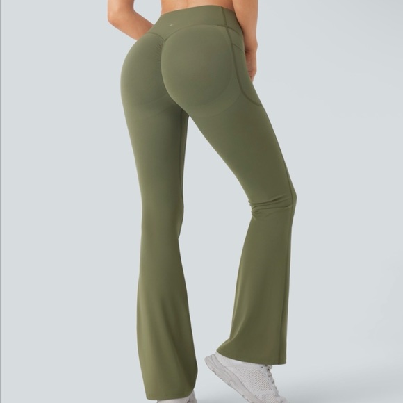 HALARA Flared Leggings - Olive XS - Picture 14 of 14